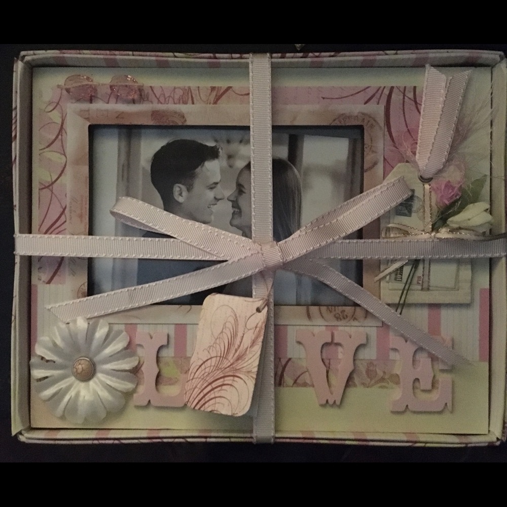 🛍 LOVE 💕 Picture Frame - Picture 7 of 7